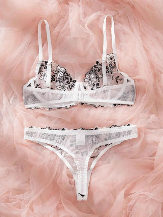 Mono Floral Lace Triangle Lingerie Set