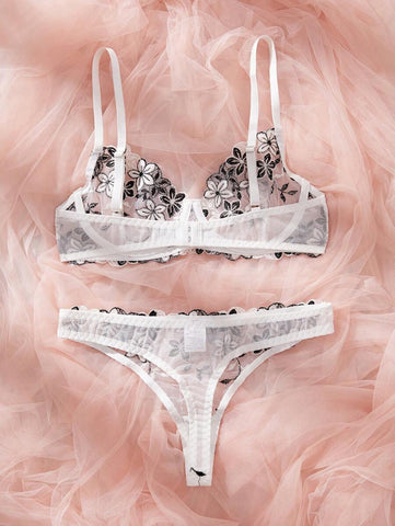 Mono Floral Lace Triangle Lingerie Set