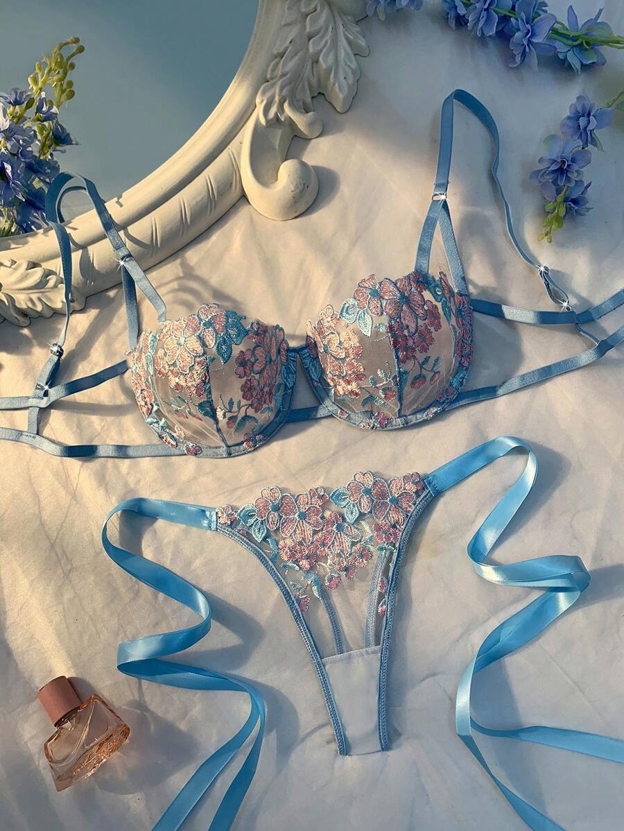 2pcs/Set Women Sky Blue Embroidered Lace-Up Lingerie Set