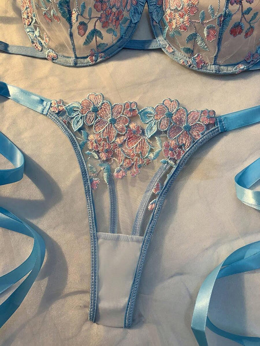 2pcs/Set Women Sky Blue Embroidered Lace-Up Lingerie Set