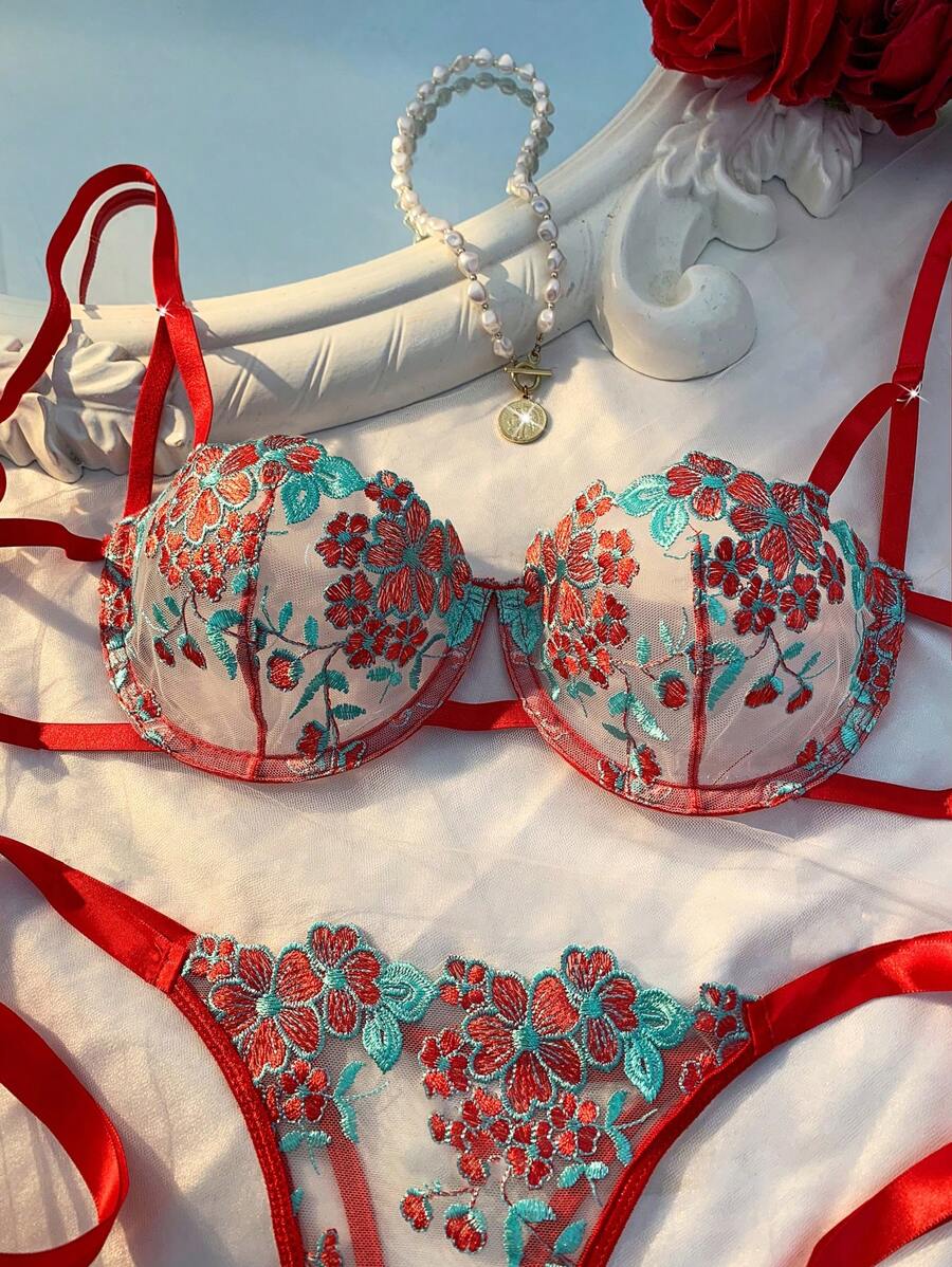 2pcs/Set Women Sky Blue Embroidered Bralette & Panty Set