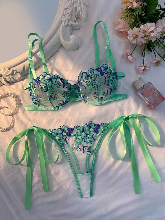 2pcs/Set Women Sky Blue Embroidered Lace Up Lingerie Set