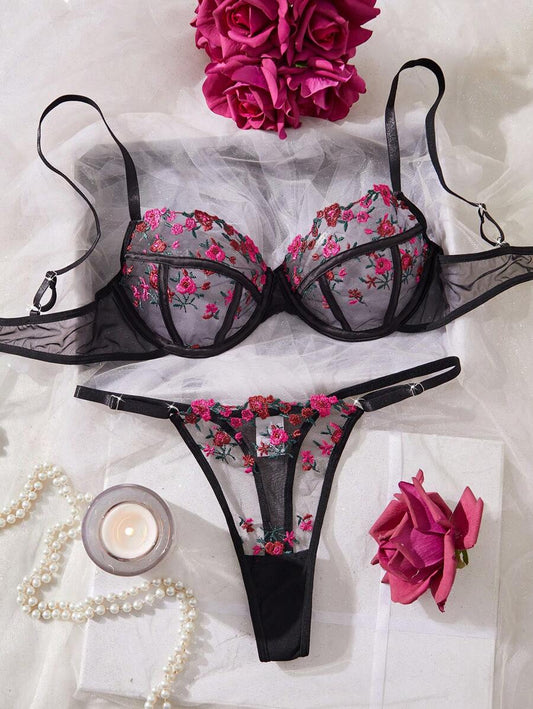 2pcs Women's Sexy Black & Red Embroidery Lingerie Set
