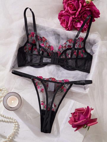 2pcs Women's Sexy Black & Red Embroidery Lingerie Set