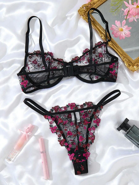 2pcs/Set Women's Heart Stone Decor Embroidered Lingerie Set