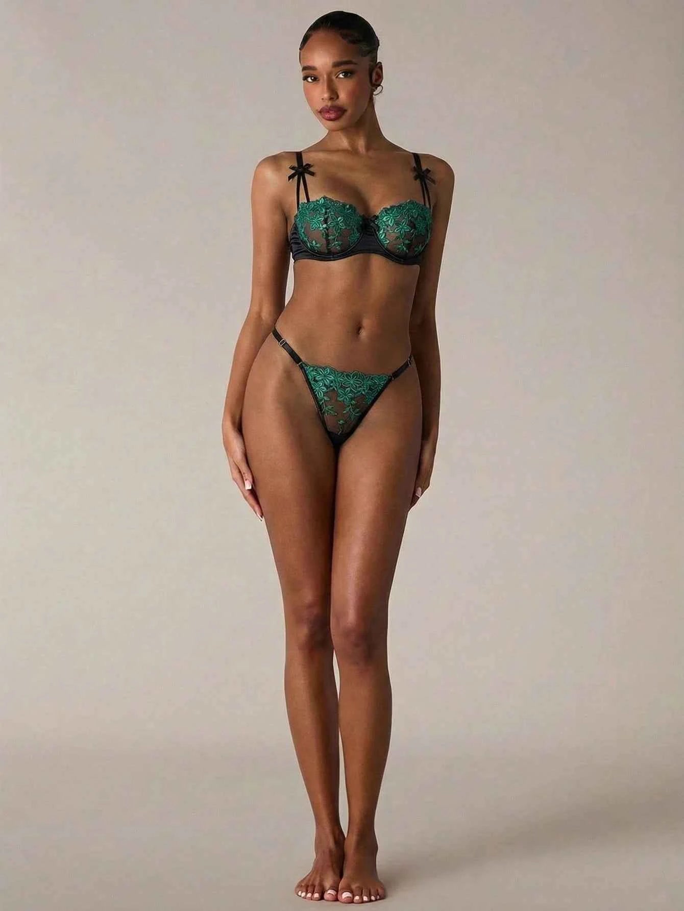 Green Floral Embroidery Hollow Out Lingerie Set