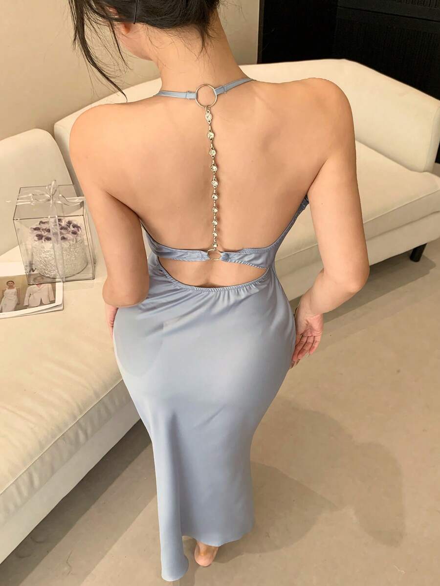 Halter Chain Back Cutout Fitted Long Nightie - TFI Lingerie Pakistan - Image 9