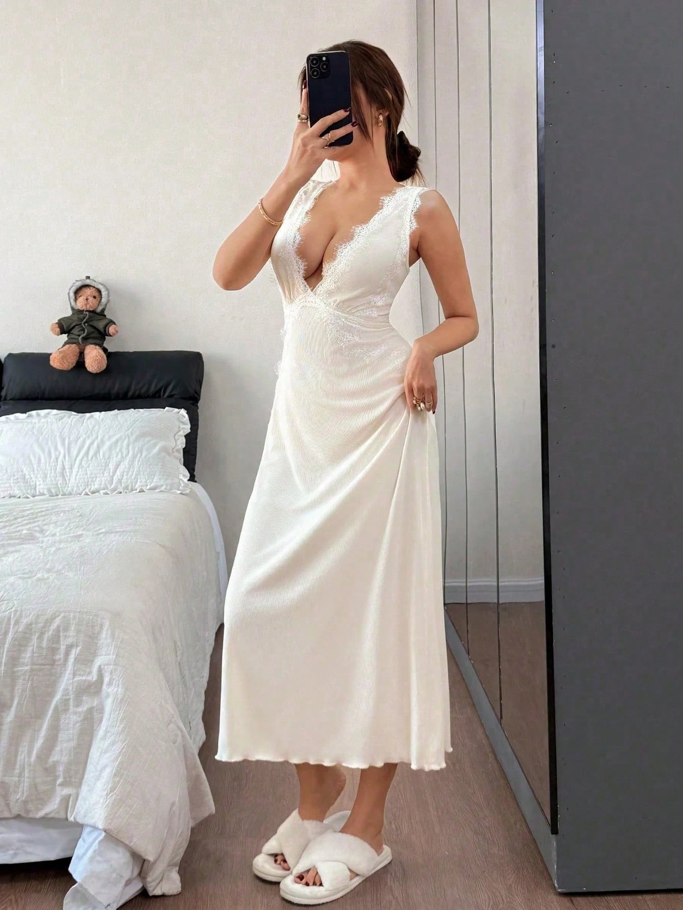 Lace Trim V-Neck Backless Long Nightie III - TFI Lingerie Pakistan - Image 7