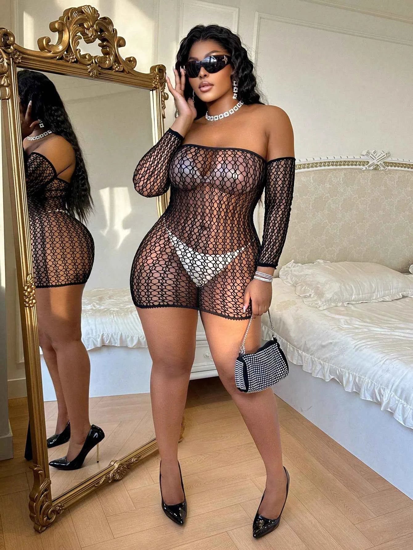 Plus Size Fishnet Bandeau Mini Skirt Set