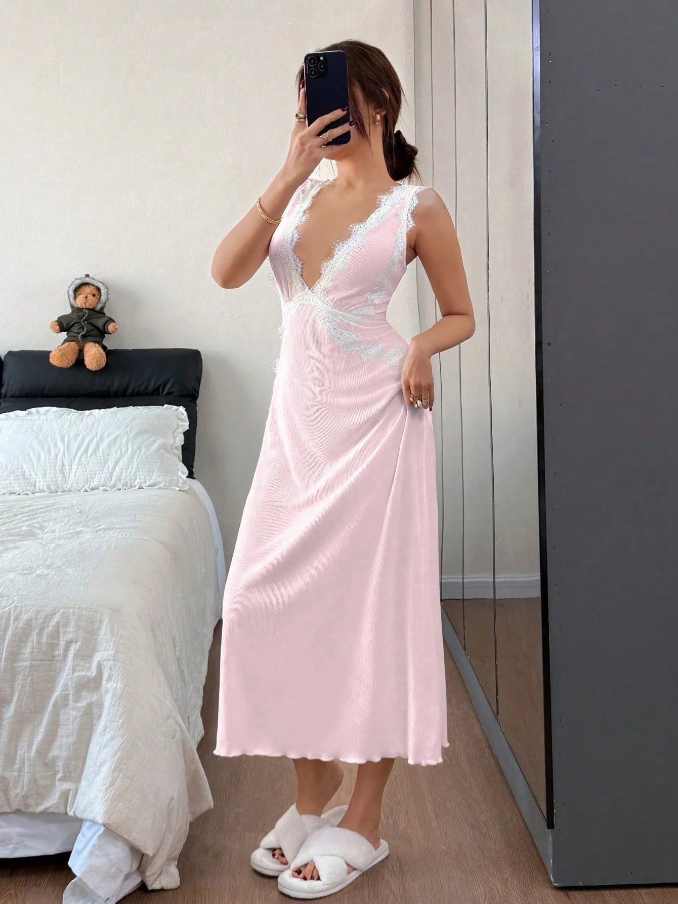 Lace Trim V-Neck Backless Long Nightie VI - TFI Lingerie Pakistan - Image 3