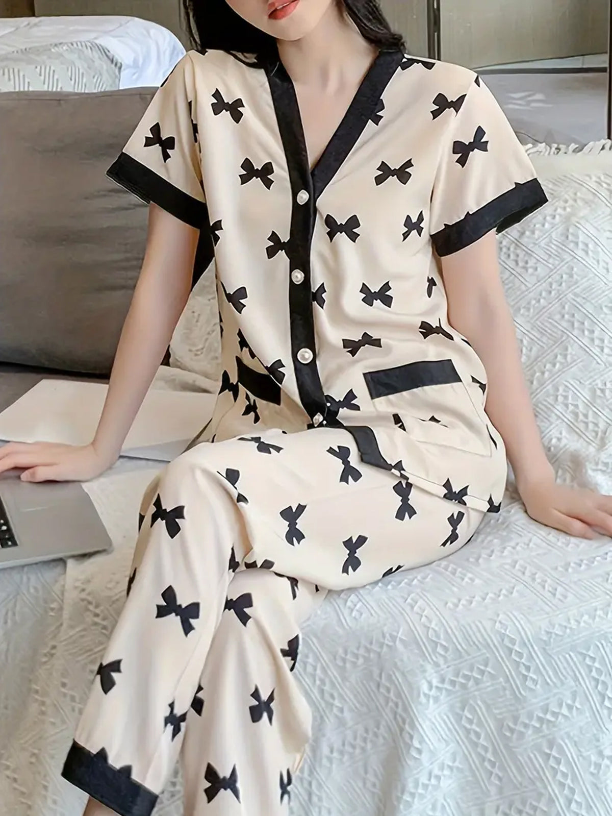 Elegant Bow Print Pajama Set