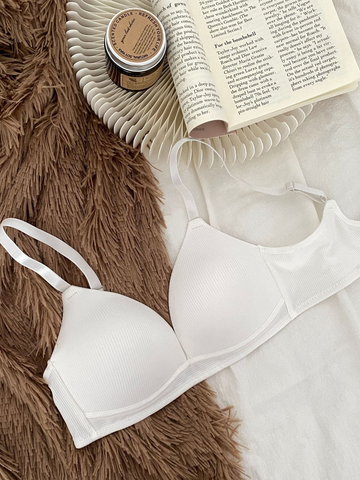 Solid Color Wireless Detail Bra